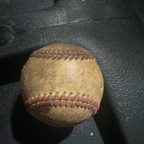 Baseball signed - Picture 4 of 4